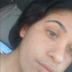 Meet your Posher, Dena